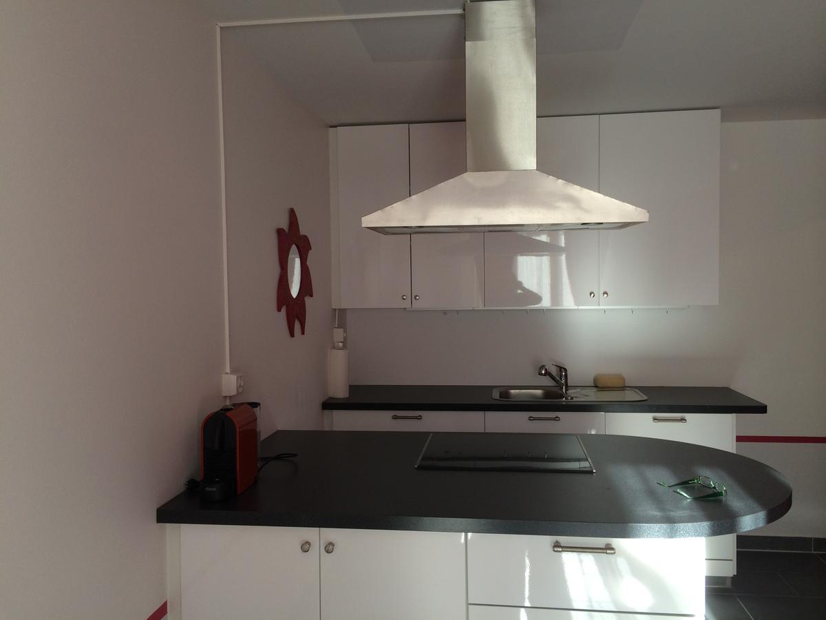 Bnb Parisod Айгел Екстериор снимка